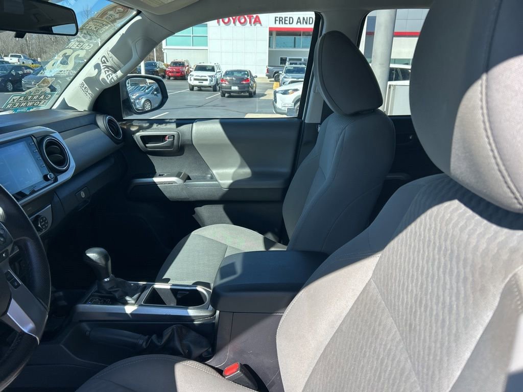 Used 2023 Toyota Tacoma SR5 w/ SR5 Appearance Package image 2