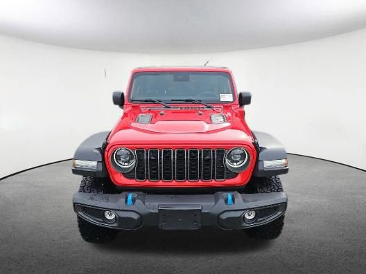 Used 2025 Jeep Wrangler Unlimited Rubicon 4xe w/ Safety Group AWD/4WD image 2