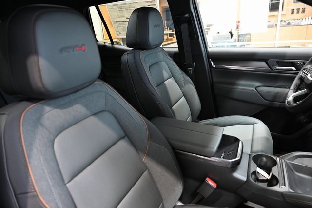 New 2026 GMC Terrain AT4 w/ Convenience Package III image 8
