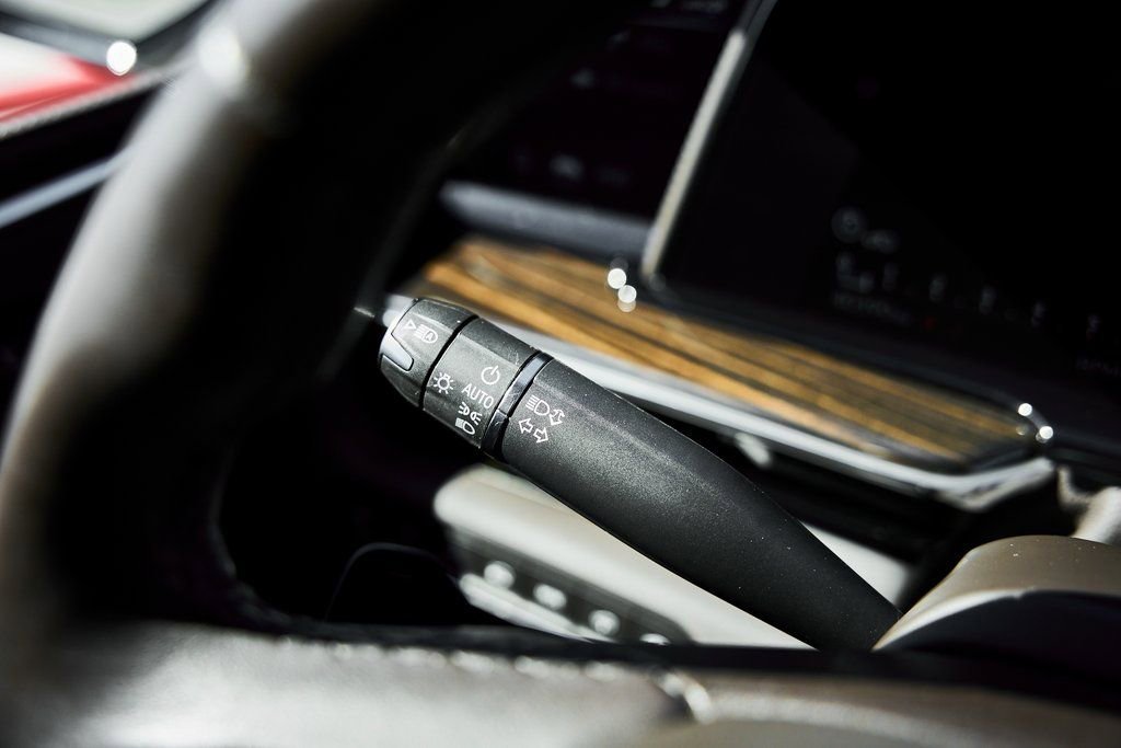 Used 2023 Cadillac Escalade ESV Sport w/ LPO, ONYX Package image 62