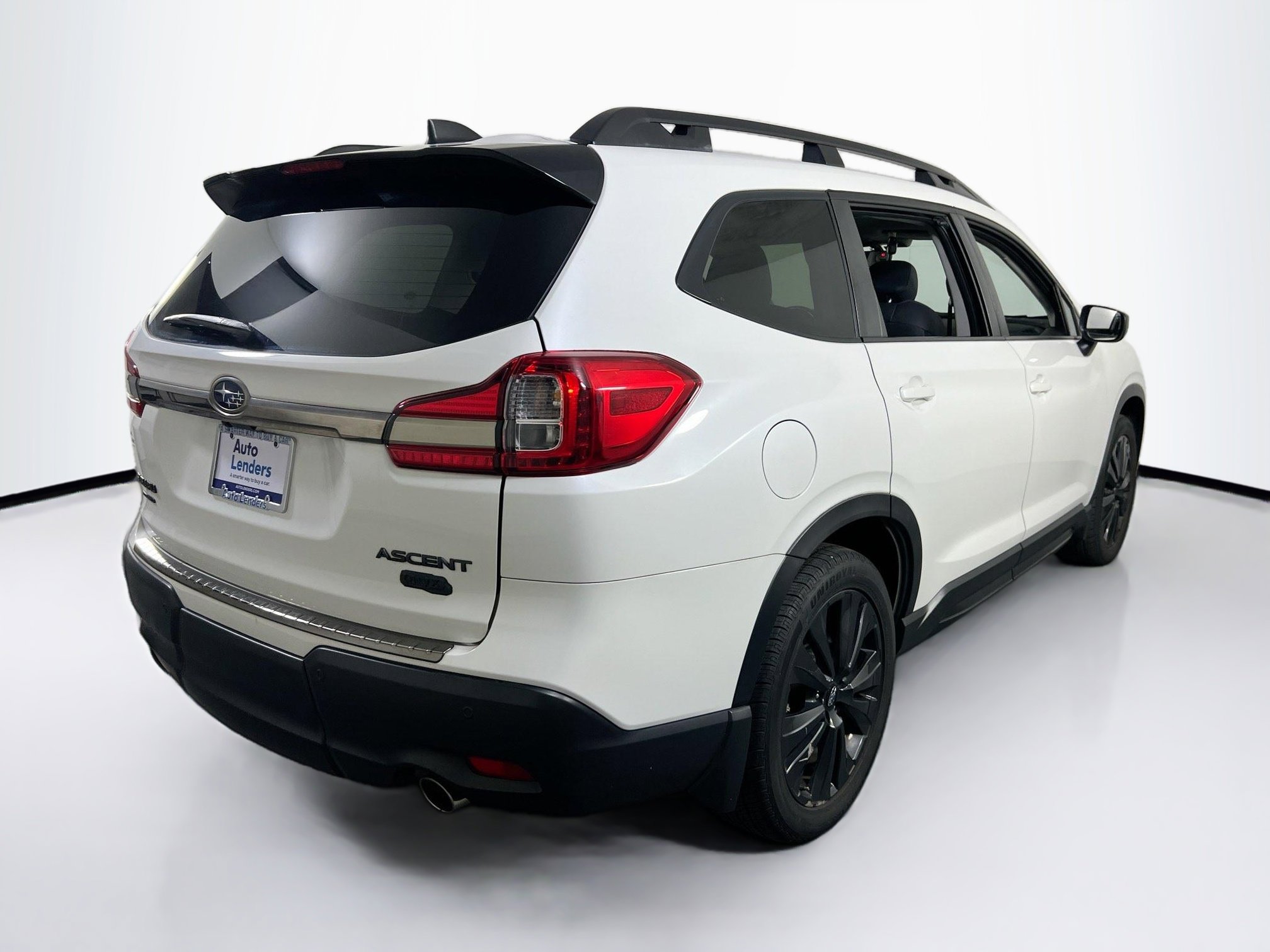 Used 2022 Subaru Ascent Onyx Edition image 5