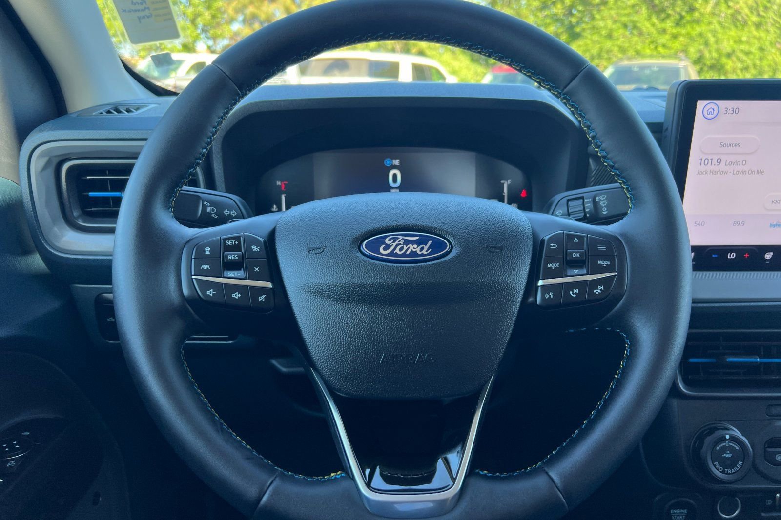 Used 2025 Ford Maverick Lobo image 23