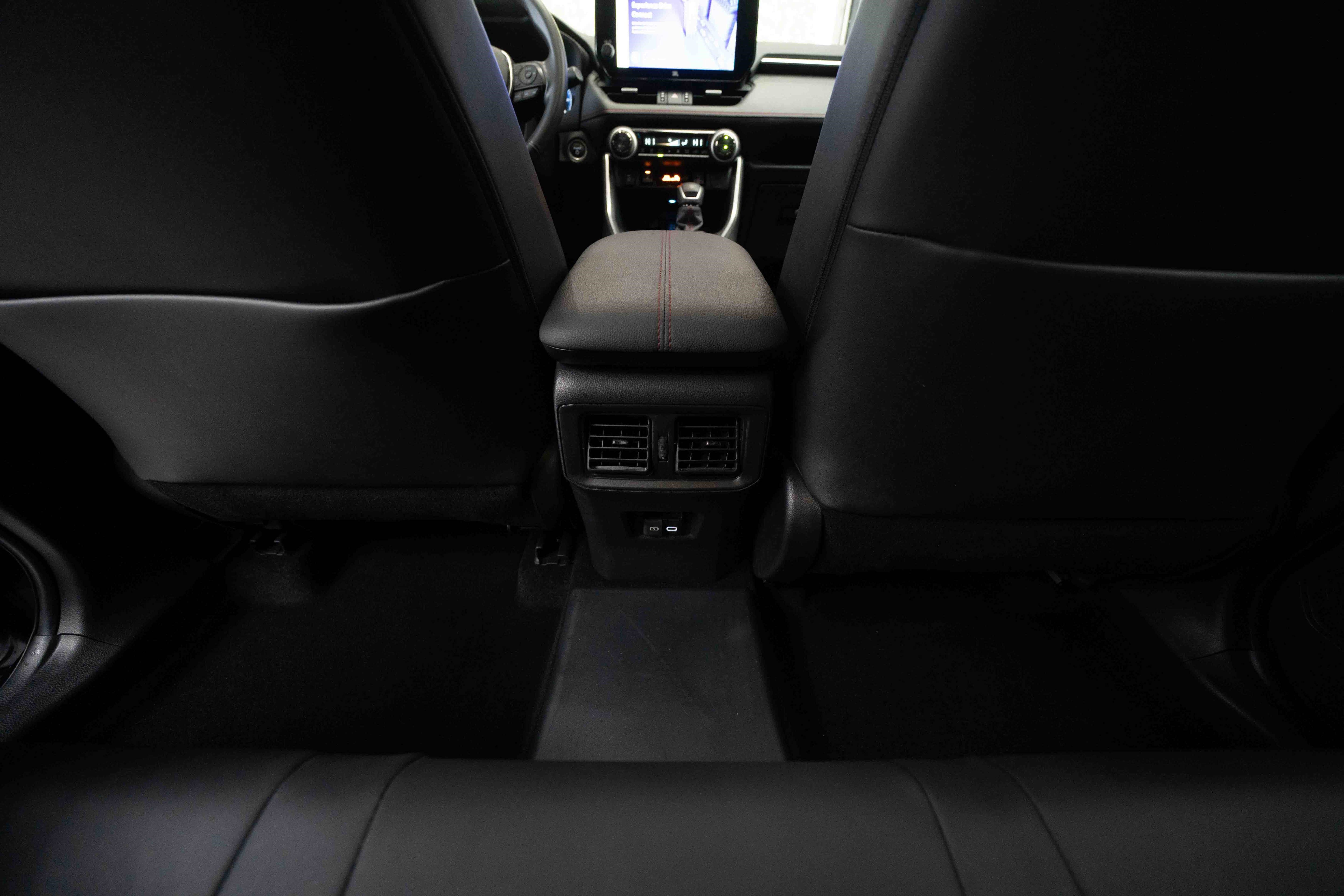 Used 2023 Toyota RAV4 XSE image 22