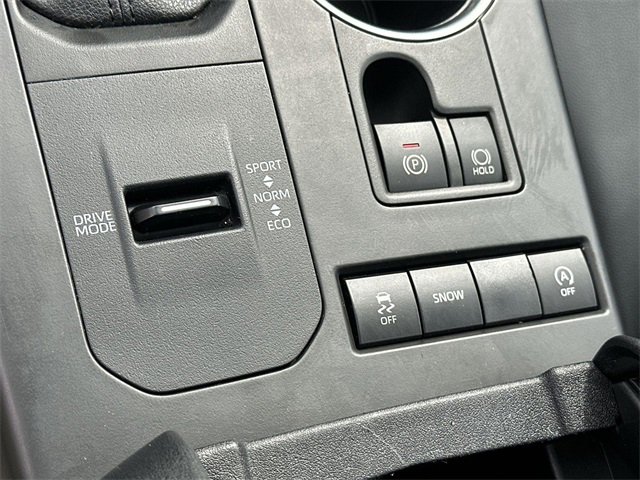 Used 2022 Toyota Highlander XLE image 38