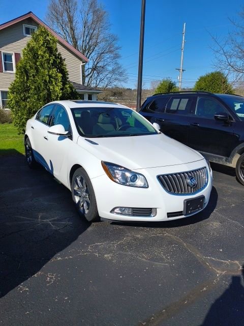 Used 2013 Buick Regal Premium image 2