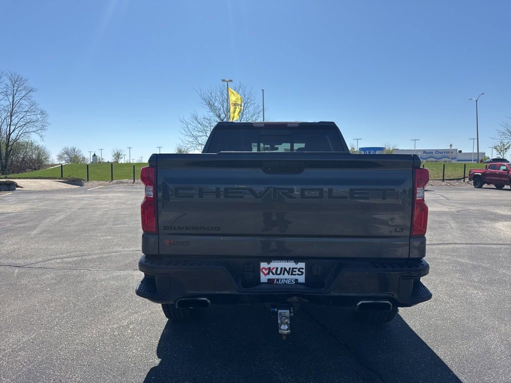 Used 2020 Chevrolet Silverado 1500 LT Trail Boss image 4