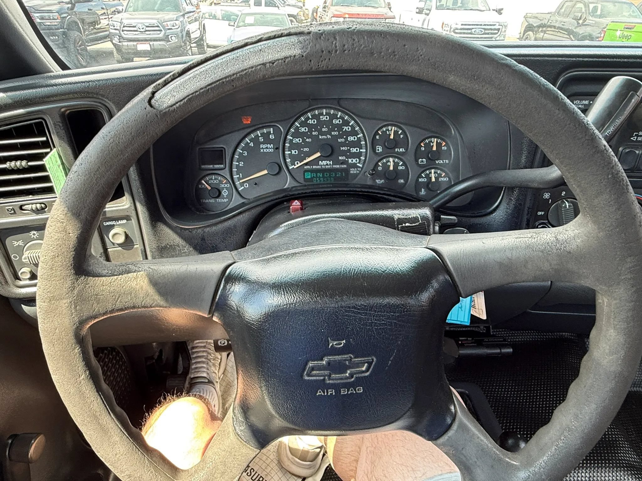 Used 2002 Chevrolet Silverado 2500 4x4 Regular Cab image 12