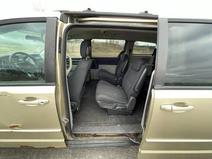 Used 2010 Dodge Grand Caravan Hero image 23
