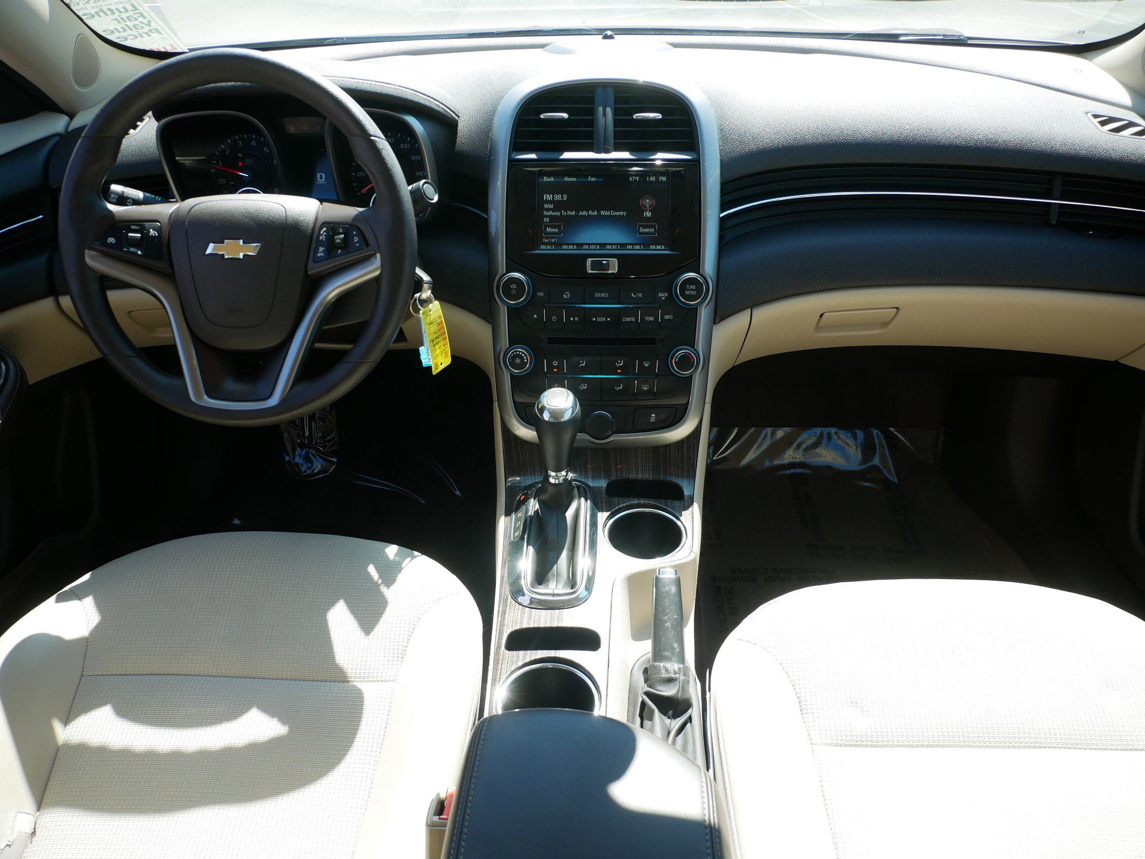 Used 2015 Chevrolet Malibu LT w/ Power Convenience Package FWD image 10