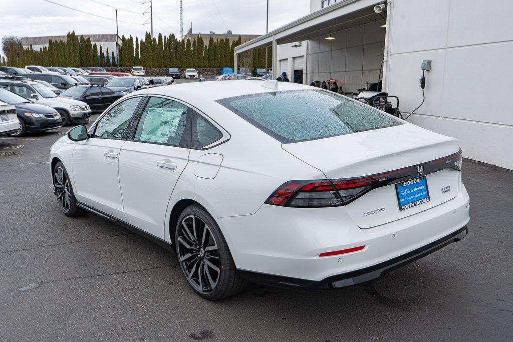 New 2026 Honda Accord Touring image 8