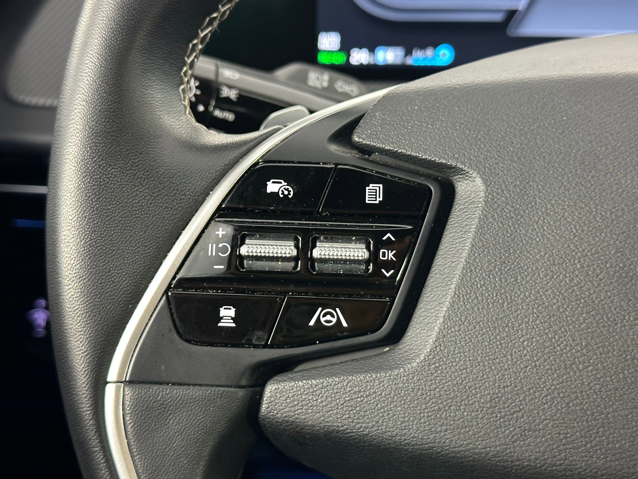 Used 2023 Kia EV6 GT-Line w/ GT-Line Suede Seat Package image 14