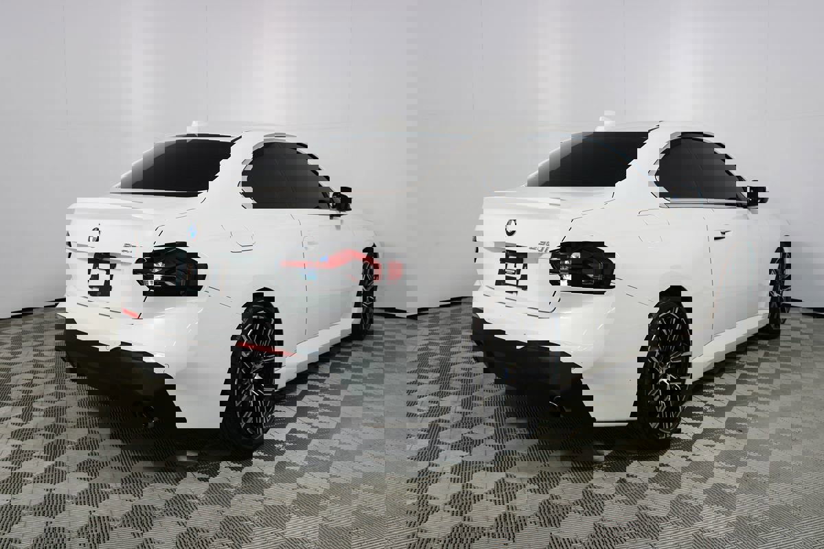 Used 2022 BMW 230i Coupe w/ Convenience Package image 32