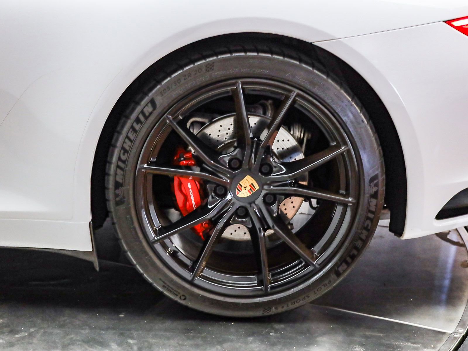 Certified 2018 Porsche 911 Carrera S RWD image 11