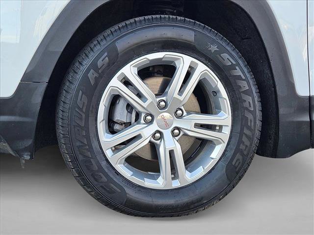 Used 2024 GMC Terrain SLE image 24