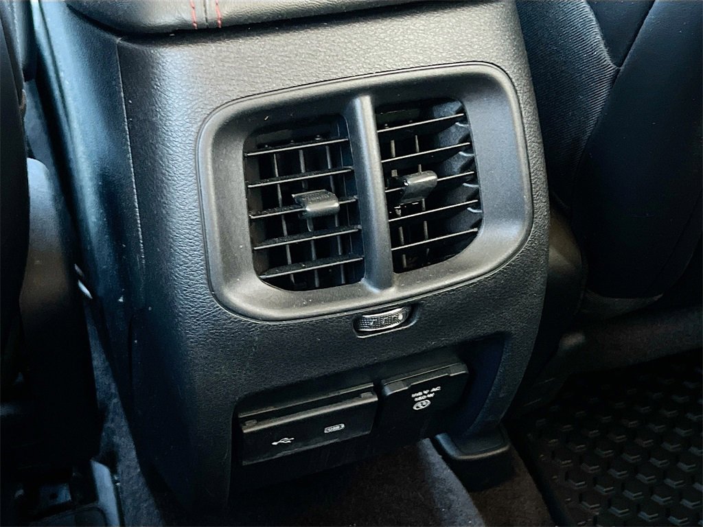 Used 2019 Jeep Cherokee Trailhawk image 26