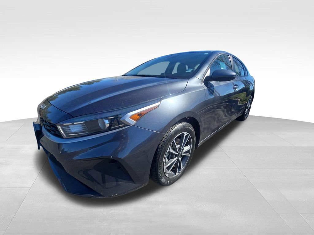 Used 2022 Kia Forte LXS image 15