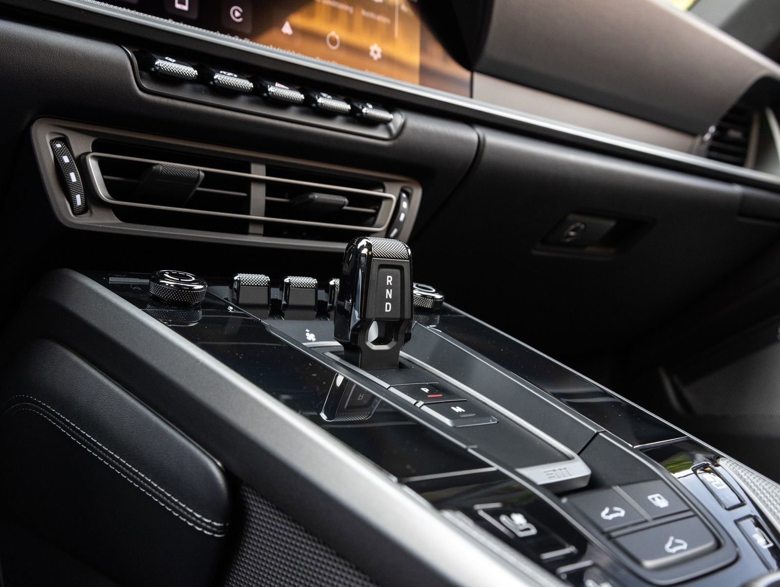 Certified 2024 Porsche 911 Carrera S RWD image 28