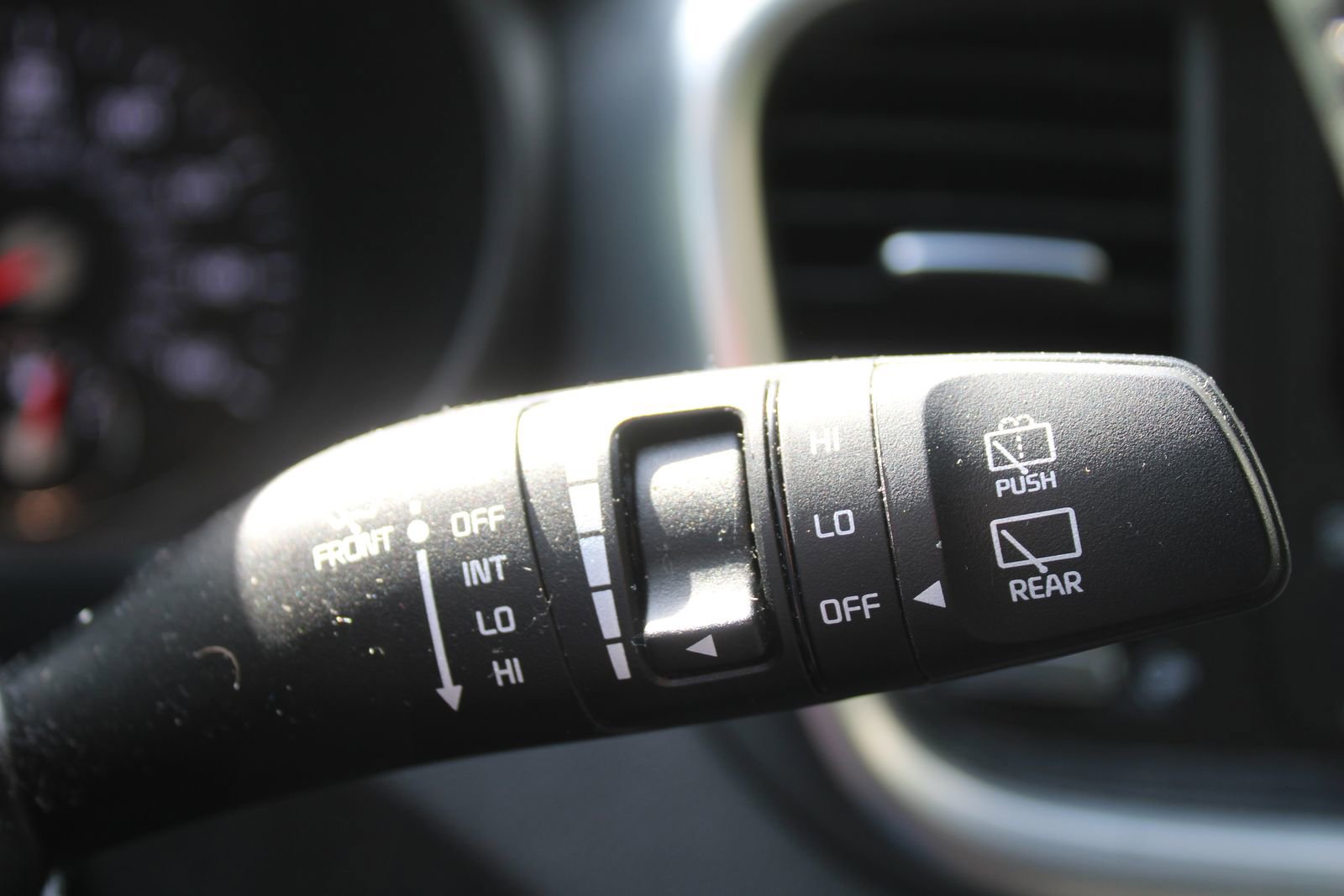 Used 2016 Kia Sorento EX image 31