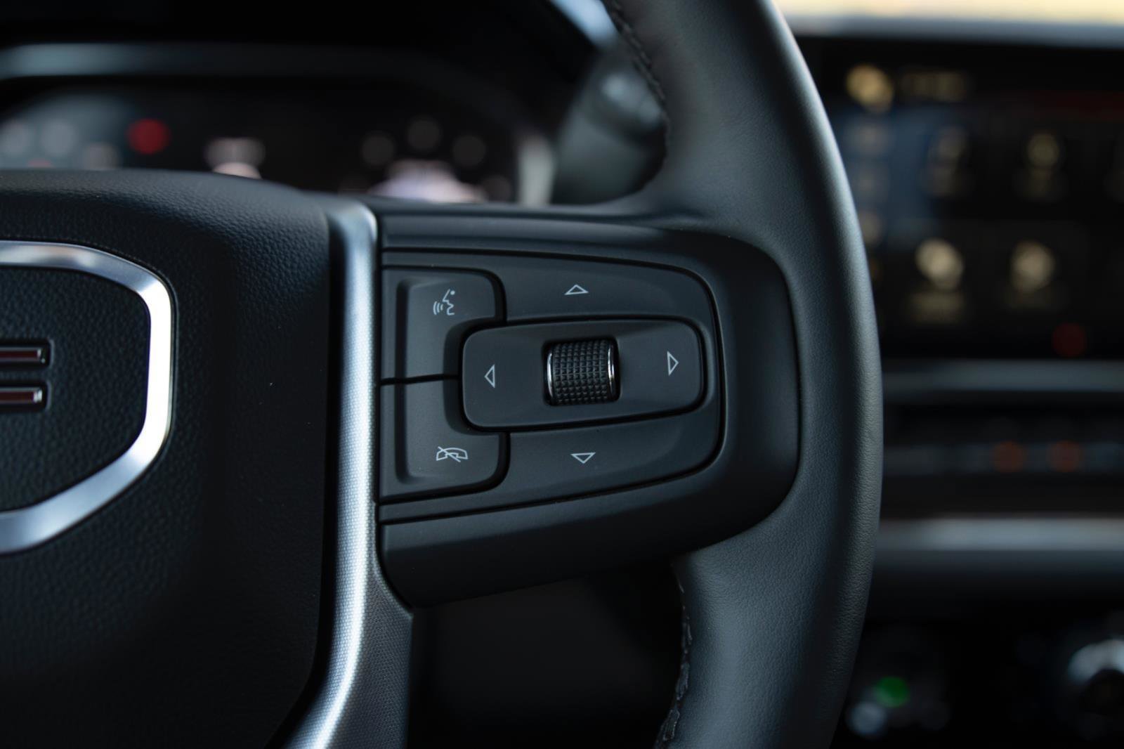Used 2024 GMC Sierra 1500 Elevation AWD/4WD image 7