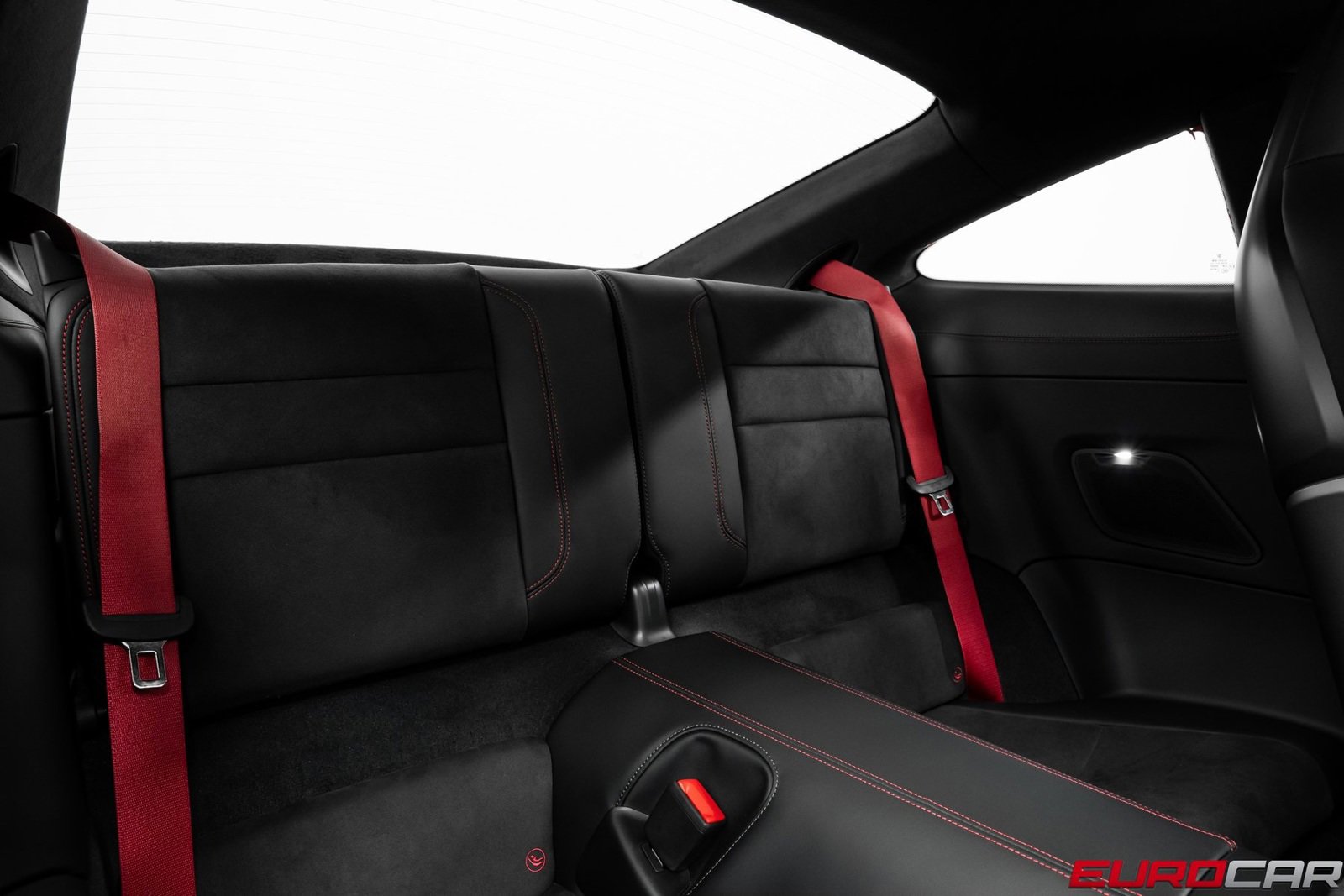 Used 2024 Porsche 911 Carrera GTS w/ Premium Package image 39