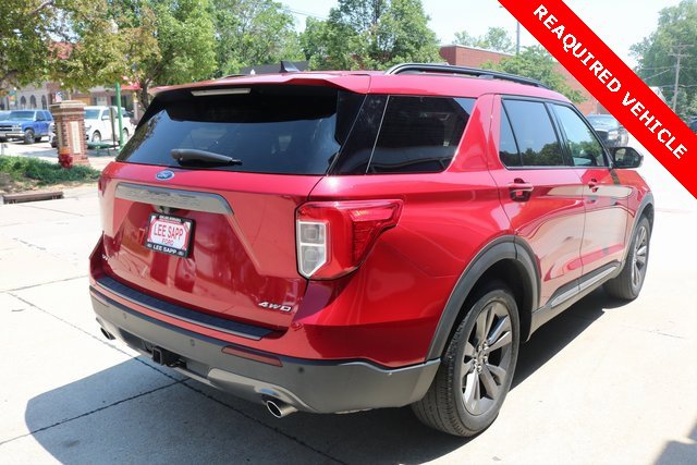Used 2022 Ford Explorer XLT w/ Equipment Group 202A image 6