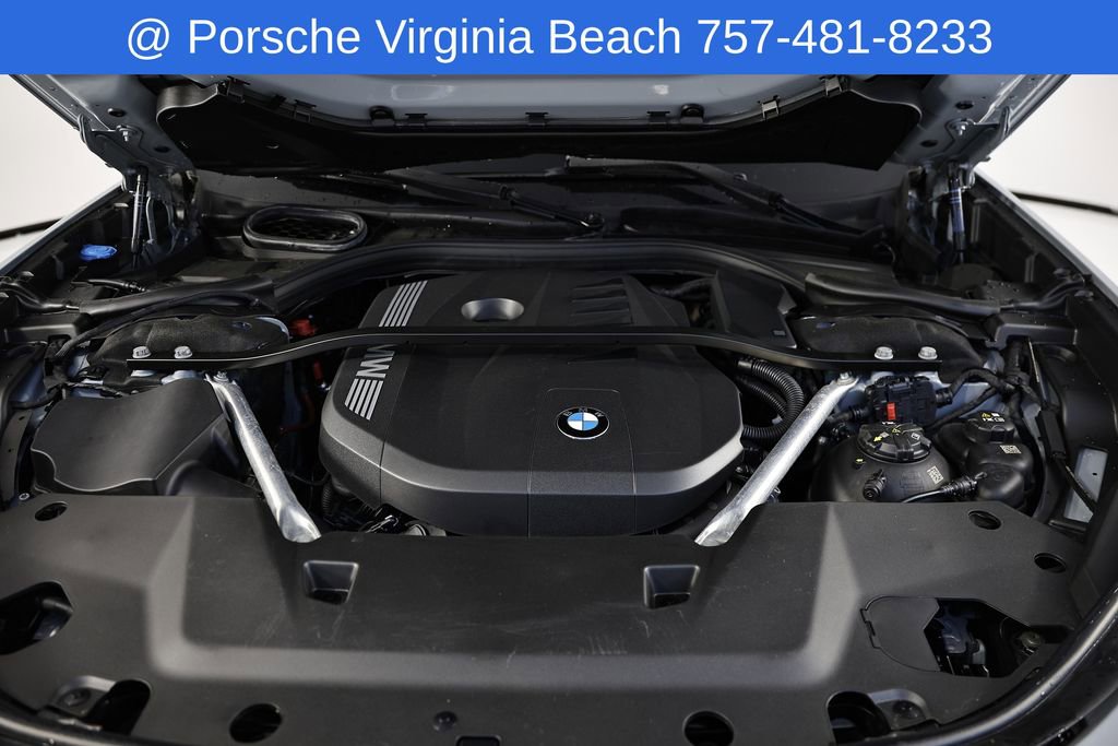 Used 2023 BMW 740i w/ Parking Assistance Package image 35