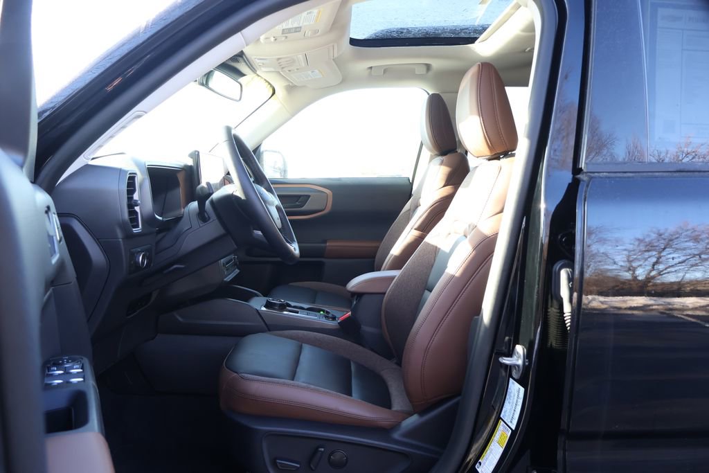 Used 2025 Ford Bronco Sport Outer Banks w/ Outer Banks Tech Package+ image 31