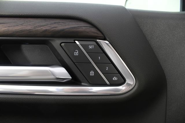 New 2026 GMC Sierra 1500 SLT image 15