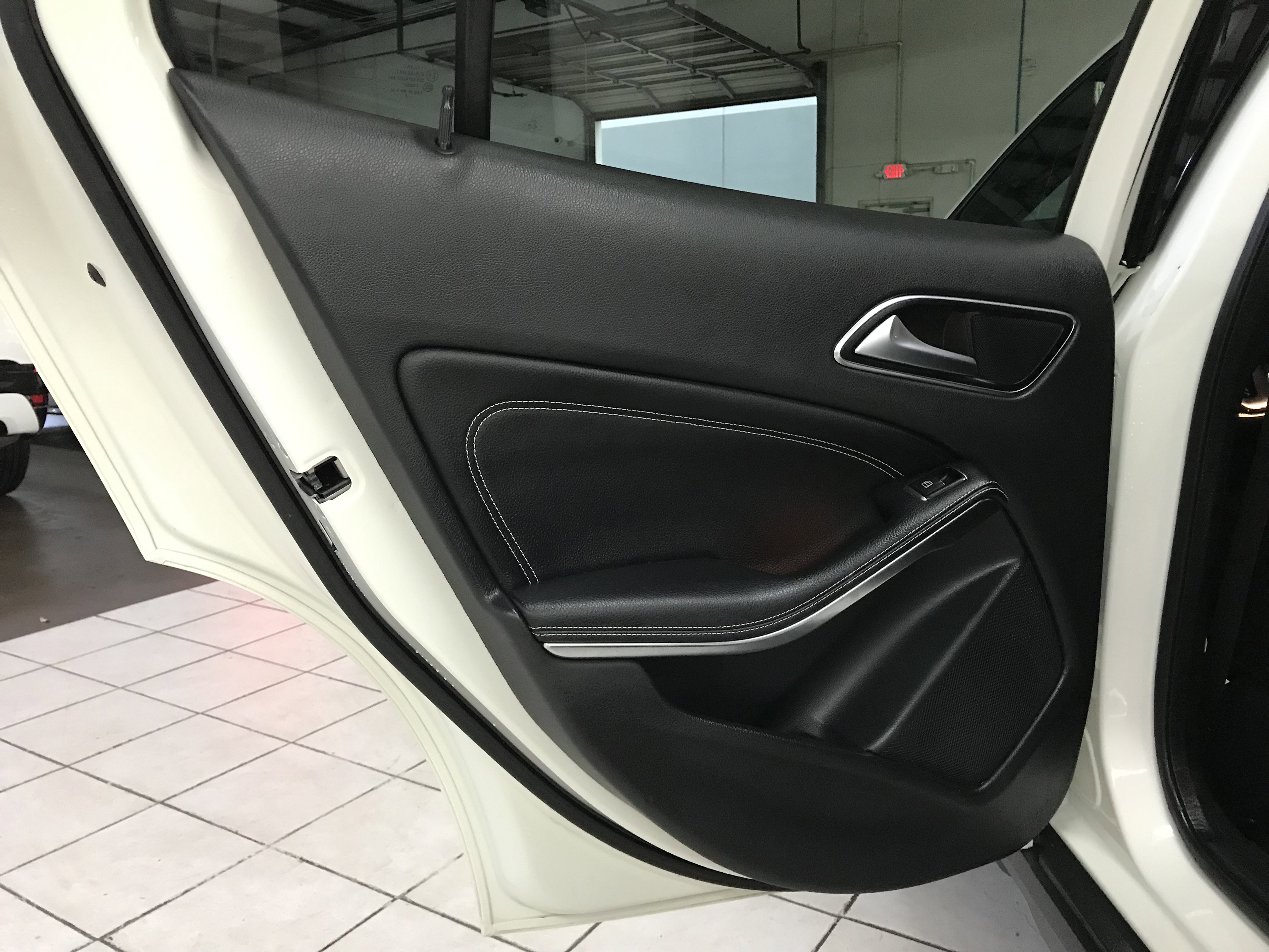 Used 2018 Mercedes-Benz GLA 250 4MATIC image 11