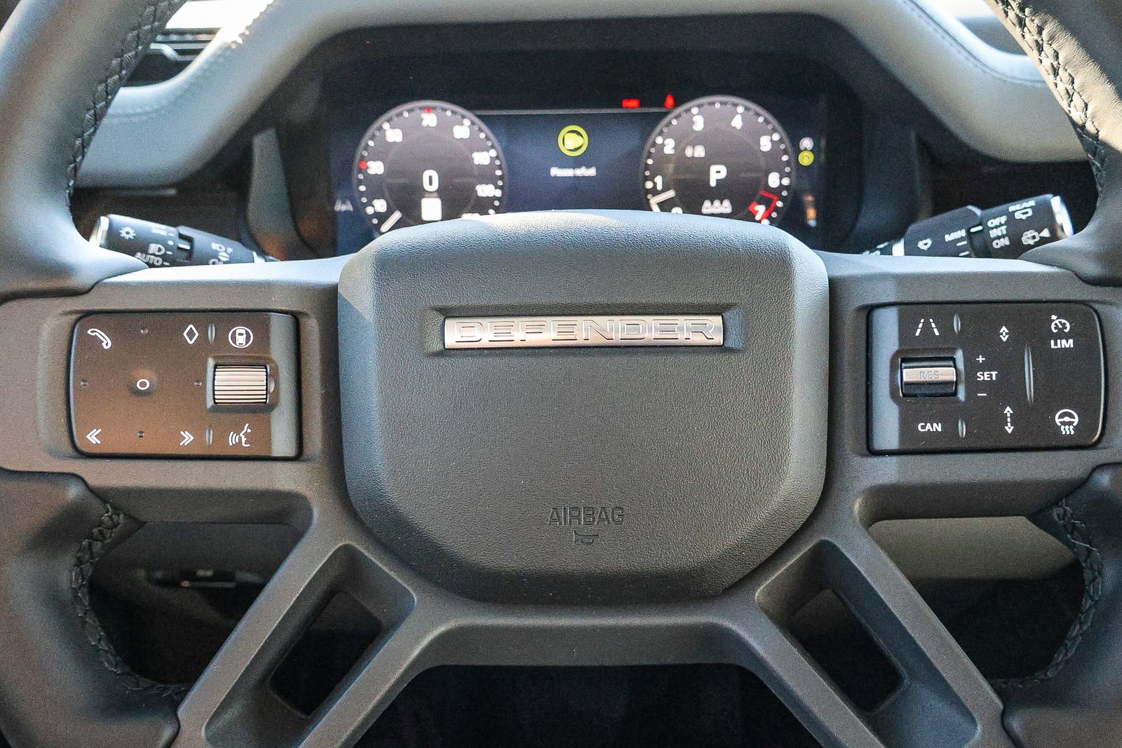 New 2026 Land Rover Defender 110 X-Dynamic SE image 34