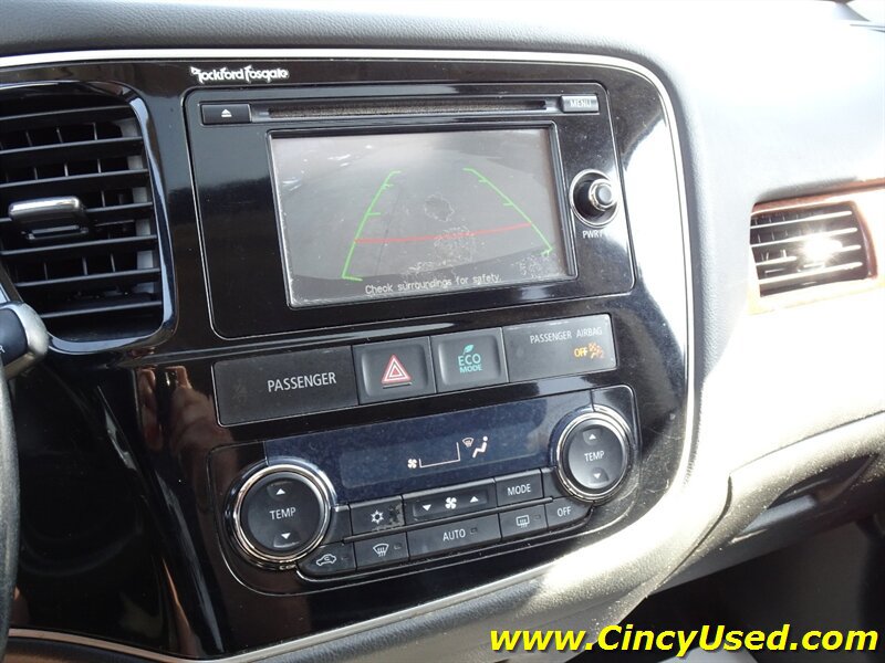 Used 2015 Mitsubishi Outlander GT AWD/4WD image 19