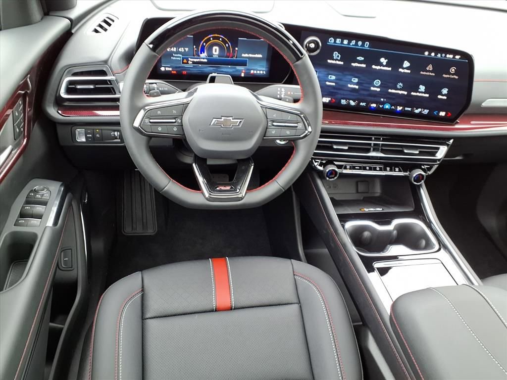 New 2026 Chevrolet Traverse RS w/ LPO, Floor Liner Package image 6