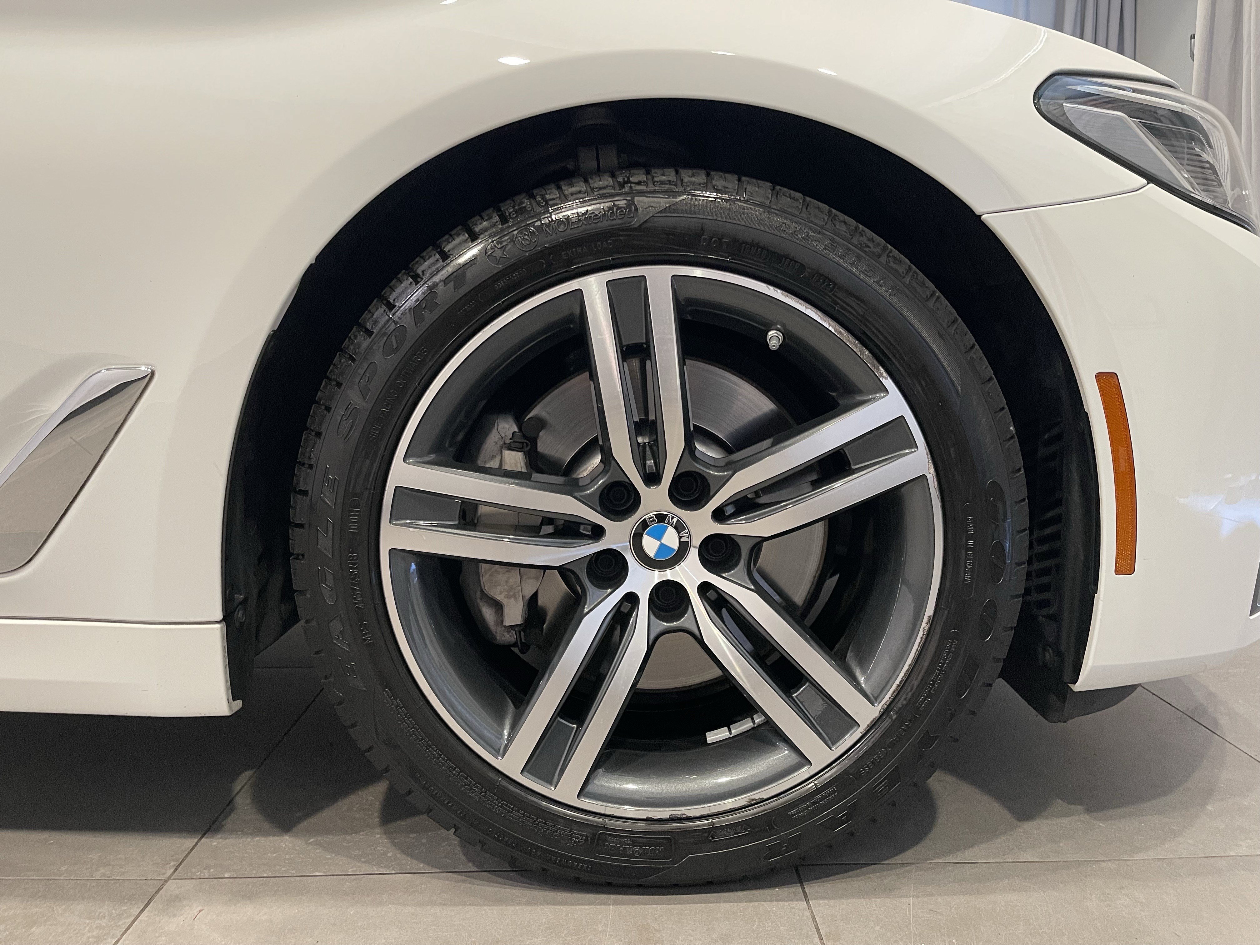 Certified 2023 BMW 530i xDrive w/ Convenience Package AWD/4WD image 10