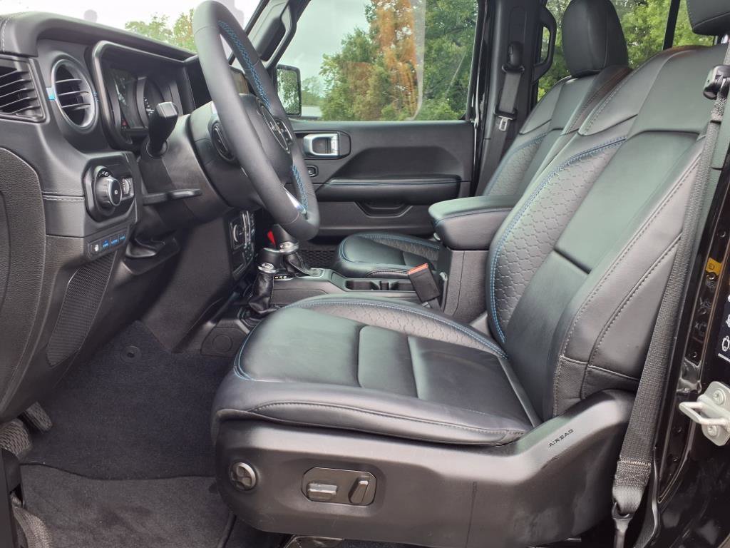 Used 2024 Jeep Wrangler High Altitude image 3