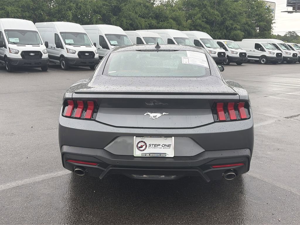 Used 2025 Ford Mustang Premium RWD image 6