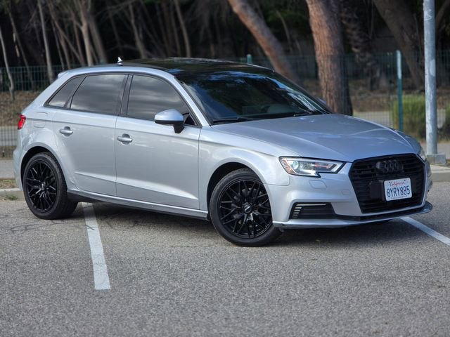 Used 2017 Audi A3 e-tron Premium FWD image 2