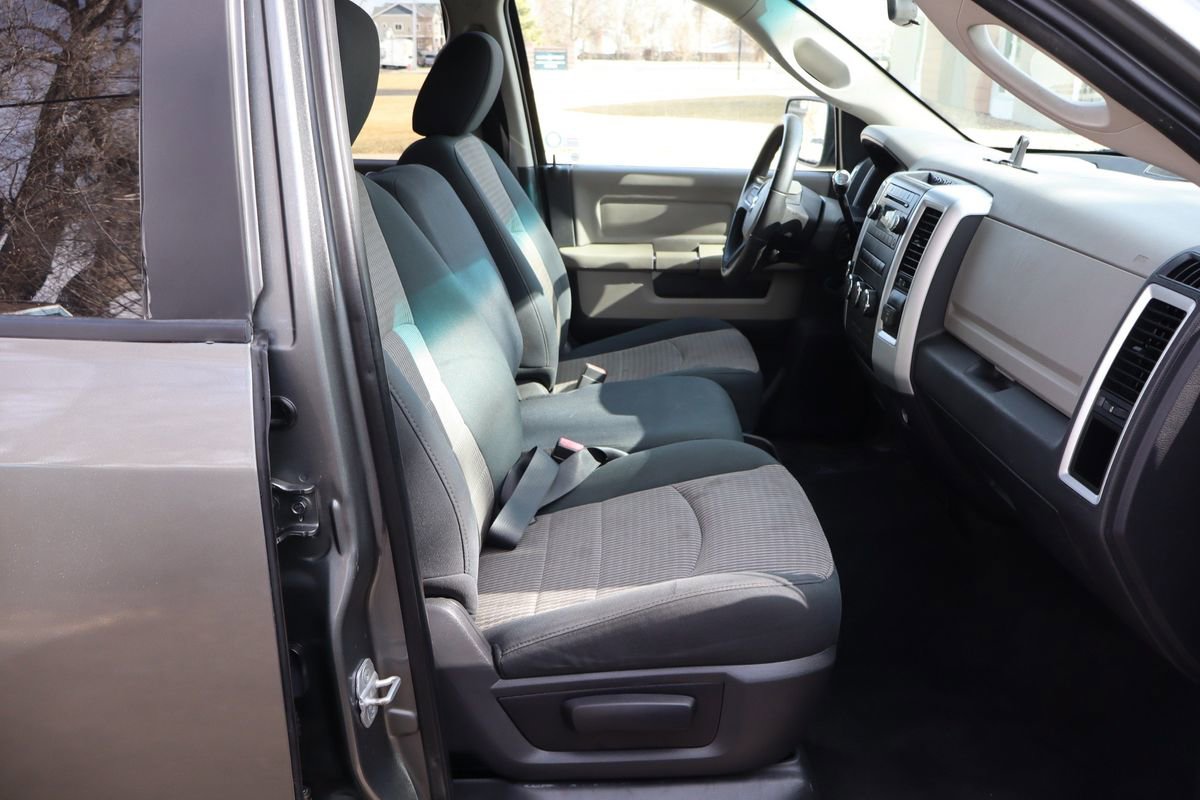 Used 2011 RAM 2500 SLT image 22