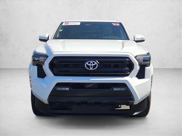 Used 2025 Toyota Tacoma SR5 AWD/4WD image 2
