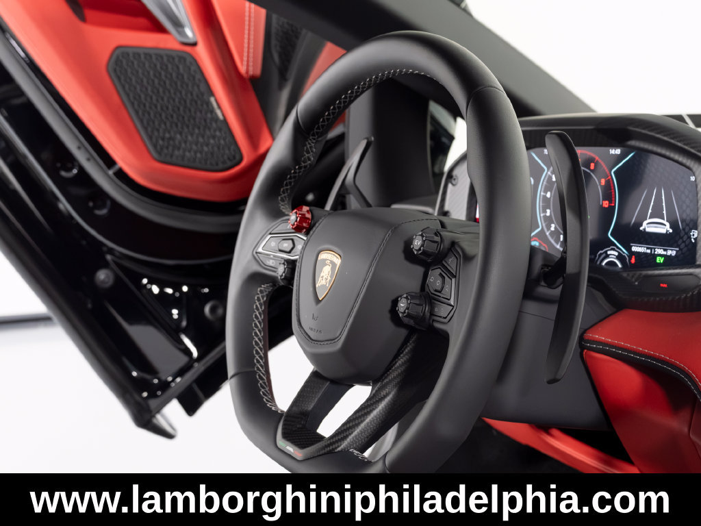 Used 2026 Lamborghini Revuelto AWD/4WD image 39