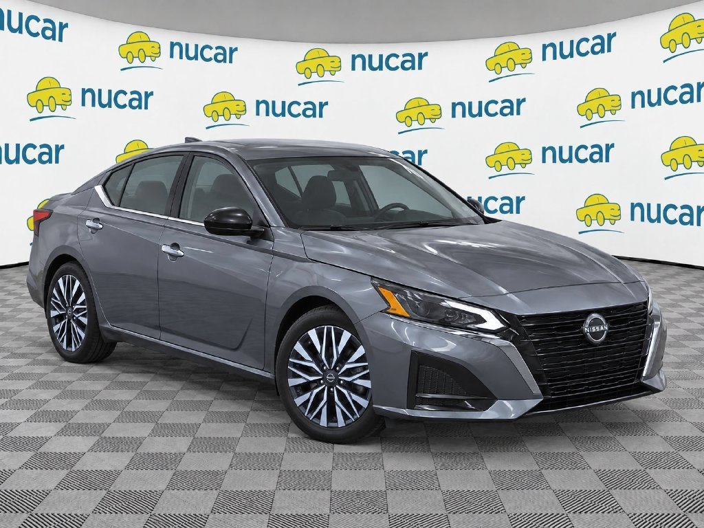 Used 2024 Nissan Altima 2.5 SV