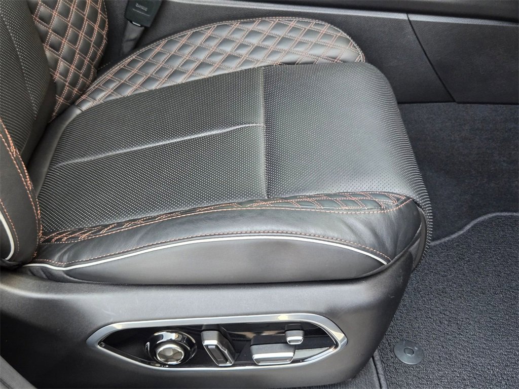 Used 2023 Jeep Grand Cherokee Summit image 26