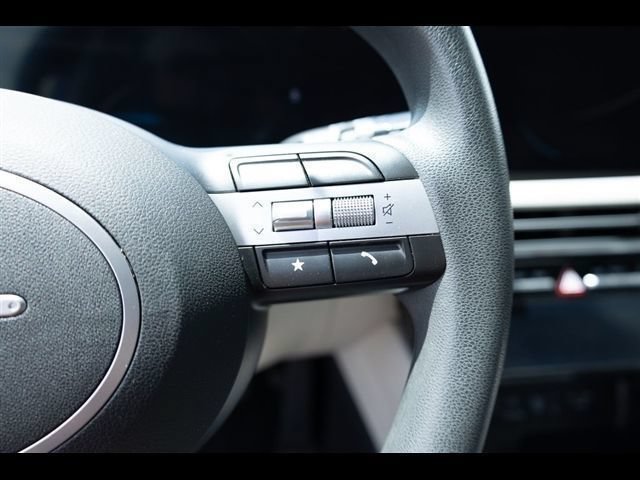 Used 2025 Hyundai Tucson SEL AWD/4WD image 12