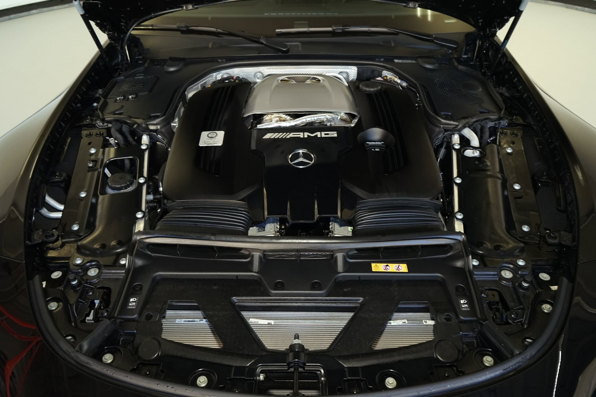 Used 2025 Mercedes-Benz AMG GT 63 image 23