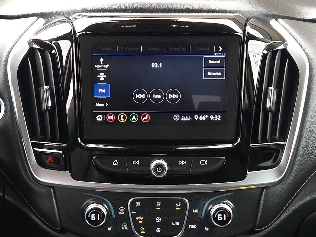 Used 2021 Chevrolet Traverse RS image 13