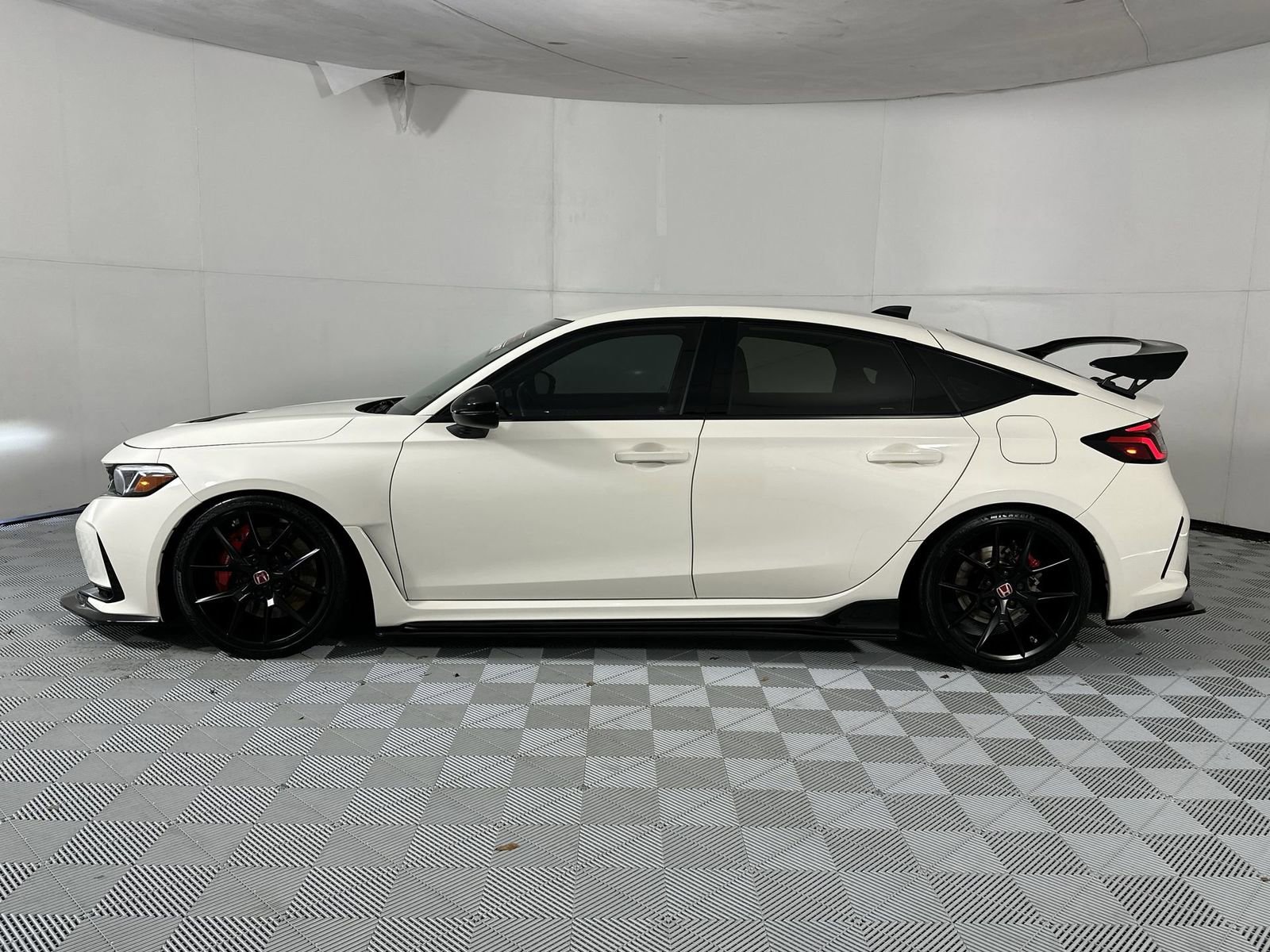 Used 2023 Honda Civic Type R image 5
