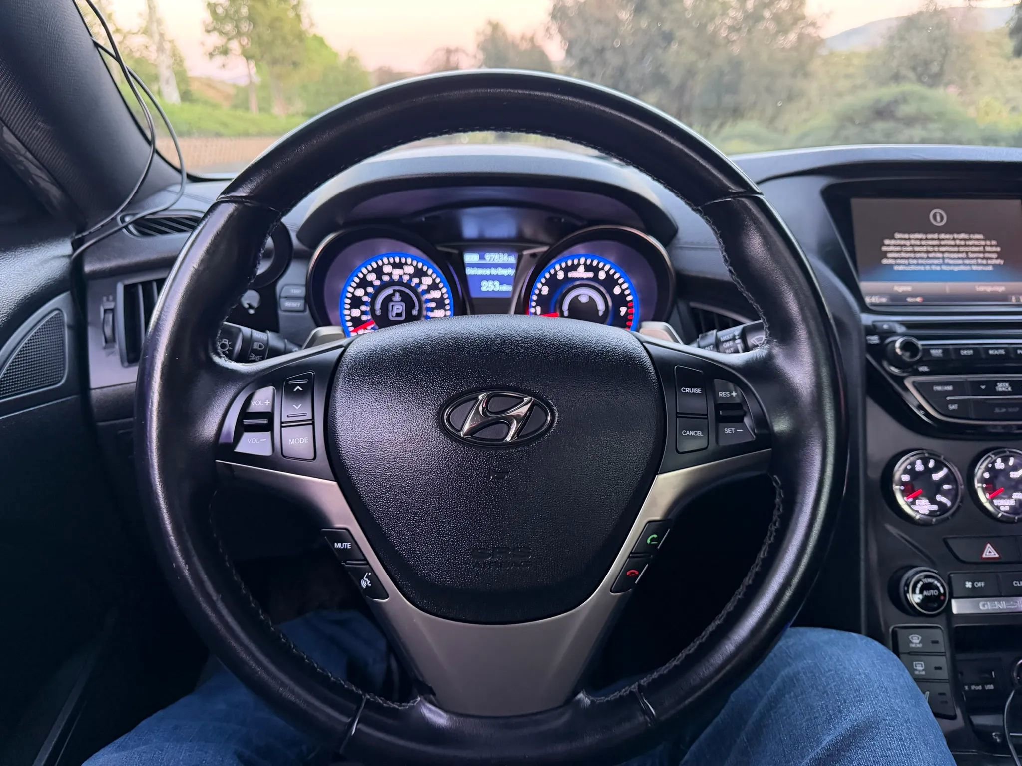 Used 2014 Hyundai Genesis 3.8 image 19