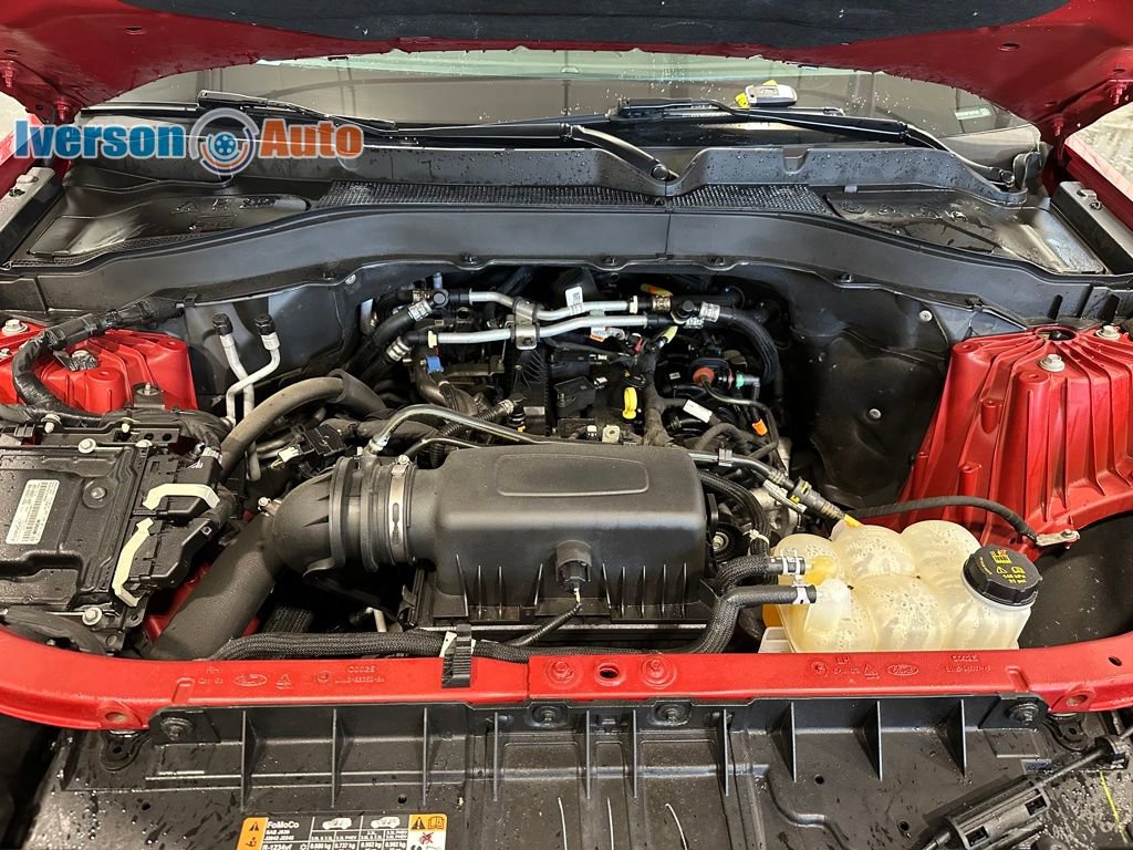 Used 2023 Ford Explorer XLT w/ Equipment Group 202A image 10