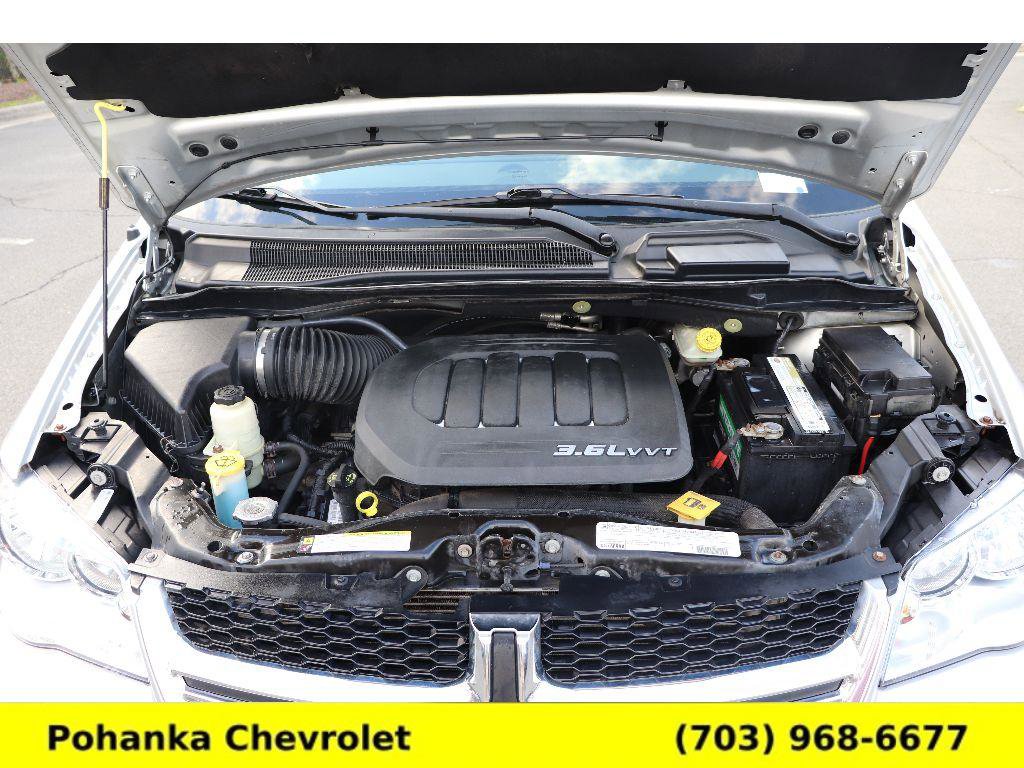 Used 2012 Dodge Grand Caravan SE image 27