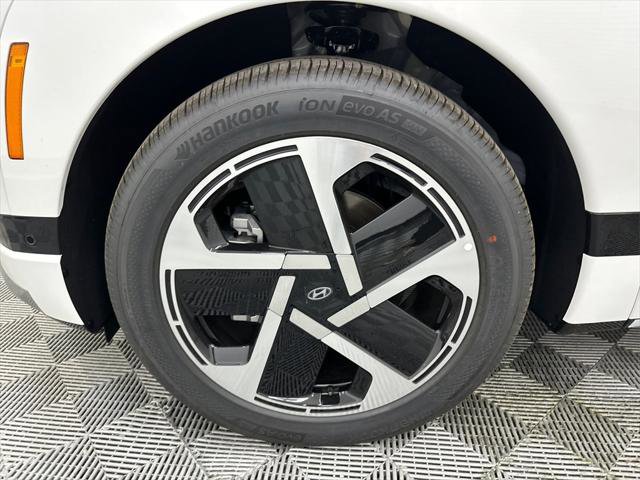 New 2026 Hyundai Ioniq 9 Calligraphy image 13