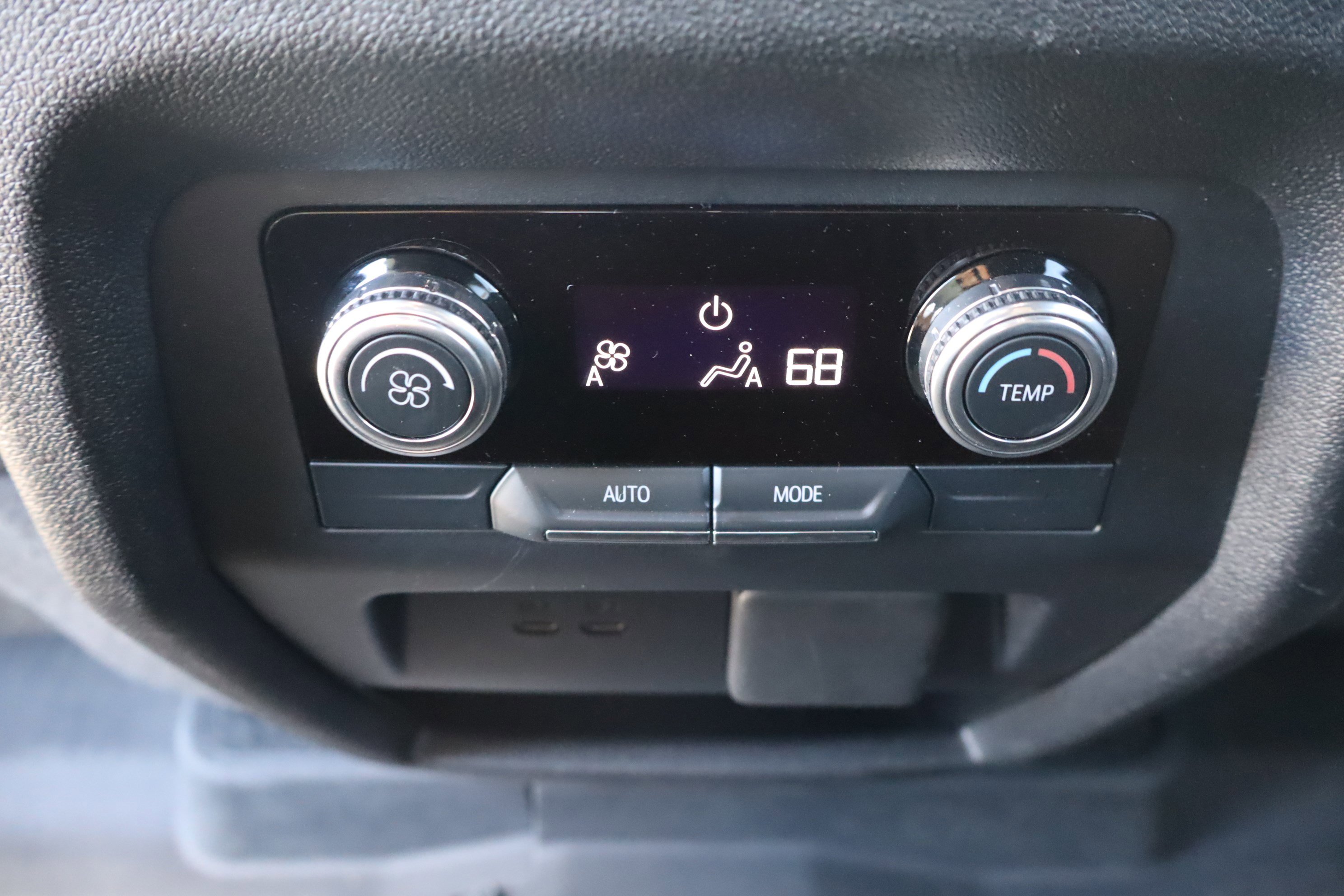 Used 2024 GMC Acadia Elevation w/ Black Edition image 31